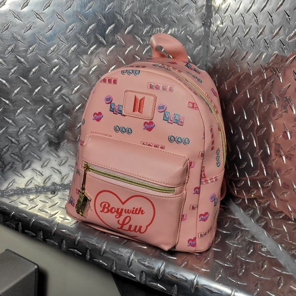 BTS MINI BACKPACK - Picture 5 of 9